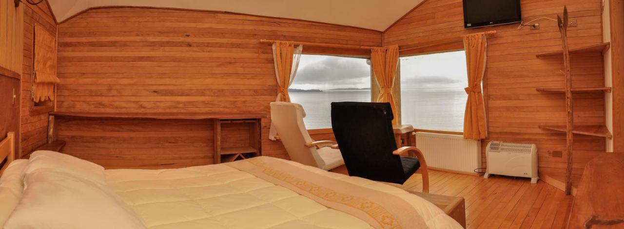 Hotel Faros Del Sur Ancud Exteriör bild