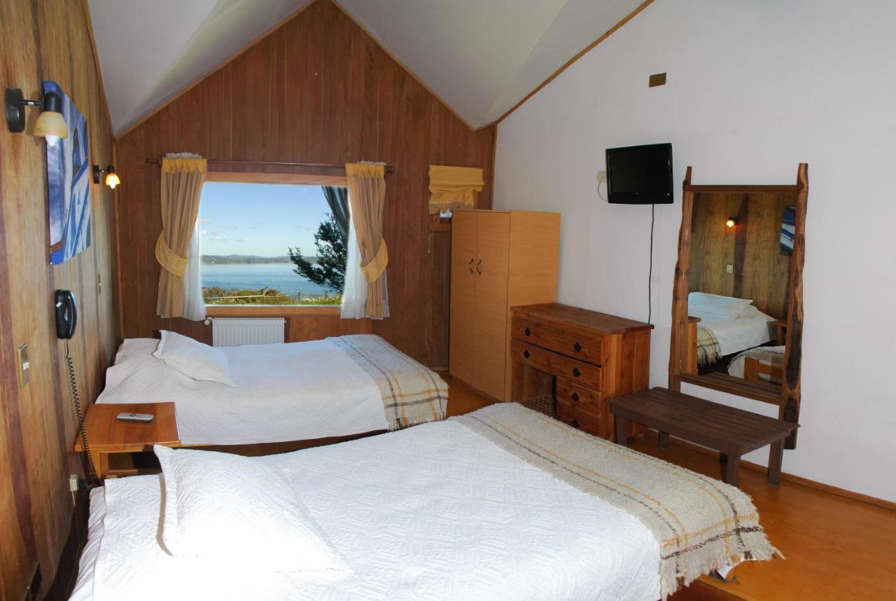Hotel Faros Del Sur Ancud Exteriör bild