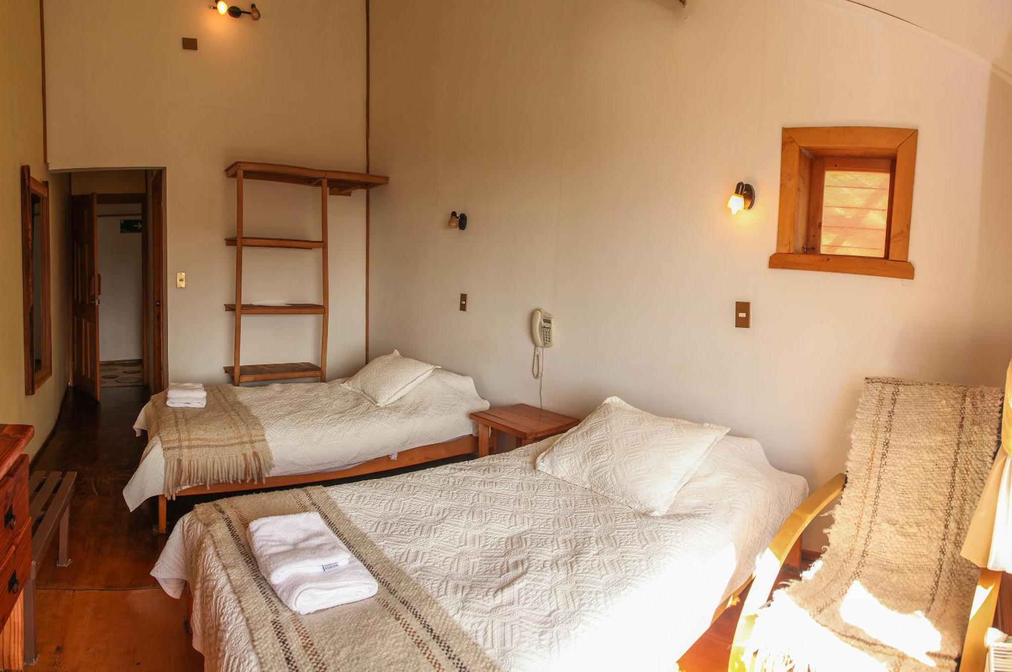 Hotel Faros Del Sur Ancud Exteriör bild