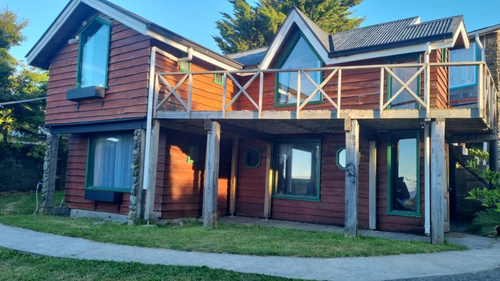 Hotel Faros Del Sur Ancud Exteriör bild
